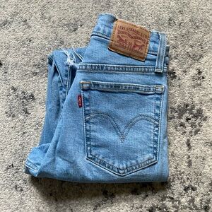 levi strauss & co. blue denim distressed wedgie skinny jeans
